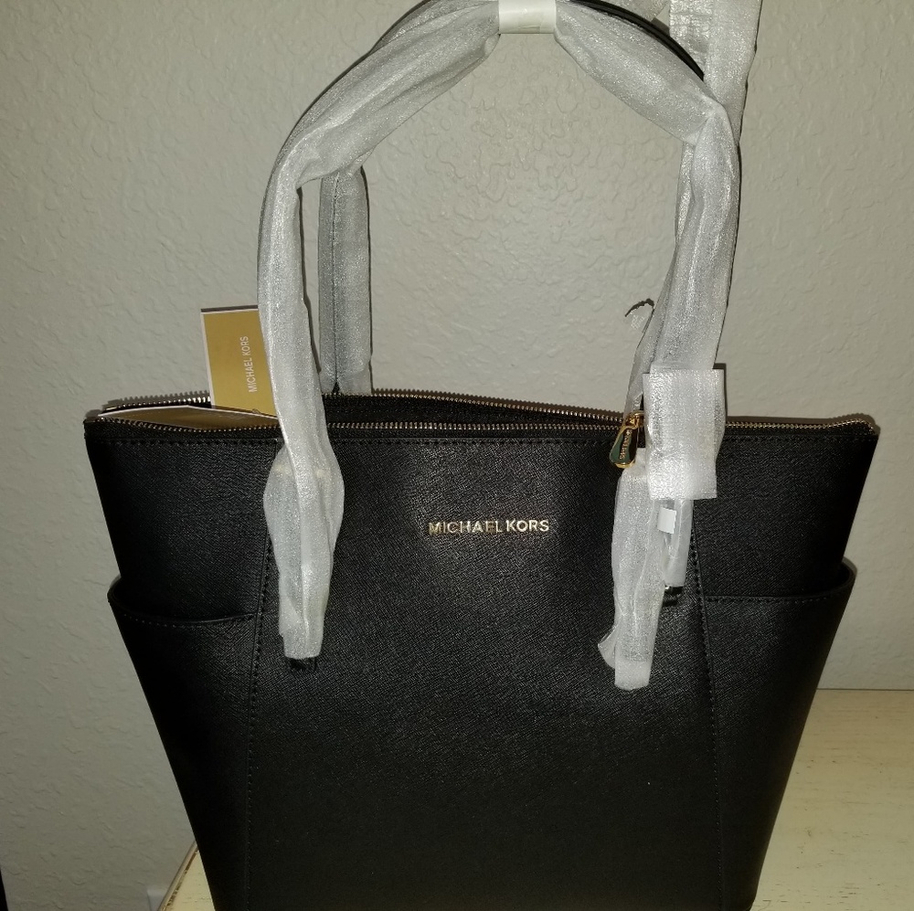 Michael Kors Black Jet Set Tote- NWT